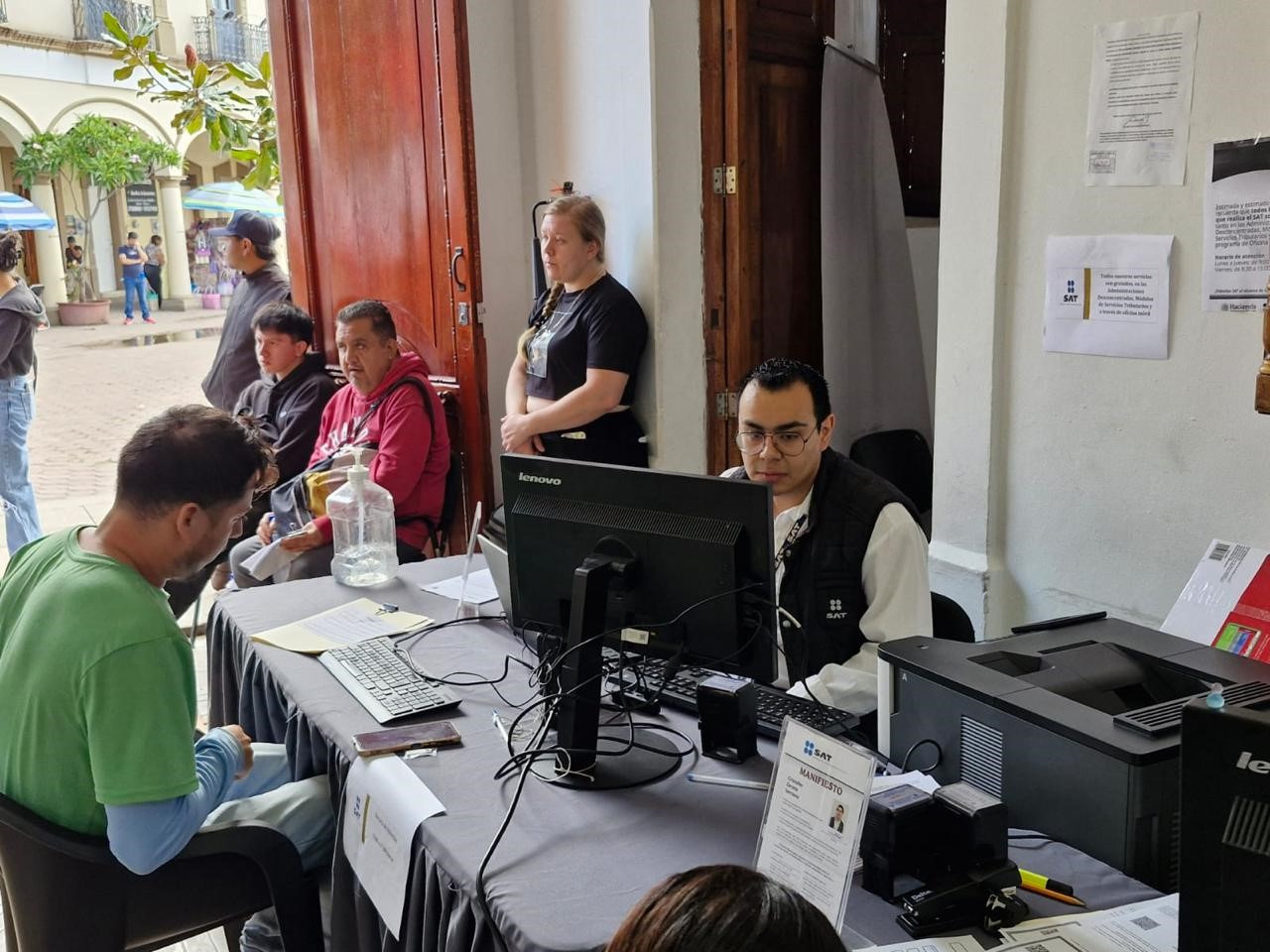 Continúa SAT con despliegue de Oficina Móvil; visitará 11 estados